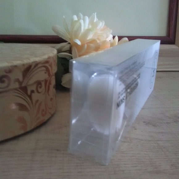 BNIB IT COSMETICS Heavenly Skin Brush #707 - Picture 2 of 5